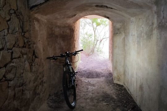 Caprera and La Maddalena guided mountain bike tour