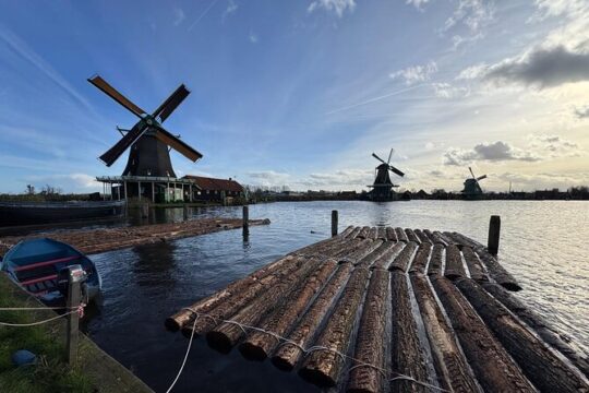 Private tour to Zaanse Schans &Volendam: Cheese, Windmills, clogs