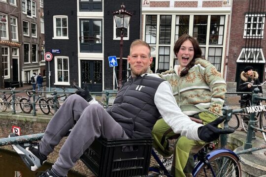 Amsterdam Food Lovers and Cultural Tour with Tastings