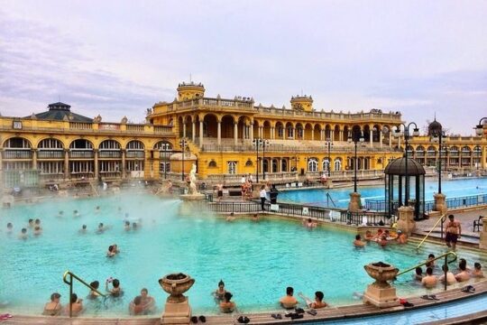 Private 4 Hours Budapest city tour and 3 hours Széchenyi thermal spa relax