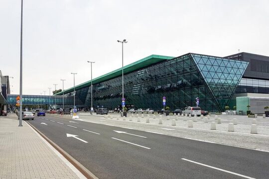 Krakow Airport Private Transfer from City Center to Airport