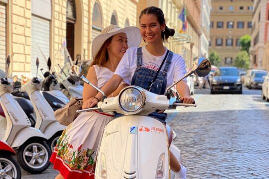 Private Vespa Tour in Rome with Pickup