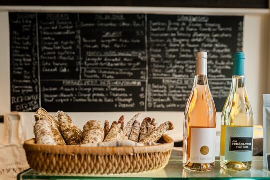 South Pigalle Food Tour Small Group: The Cool Apéro Tour in Paris