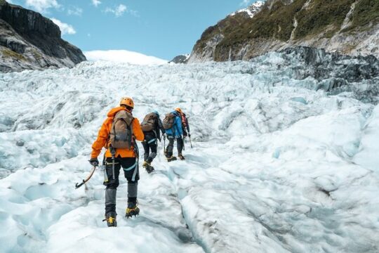 Christchurch to Franz Josef via Hokitika 1 Way Small Group Tour