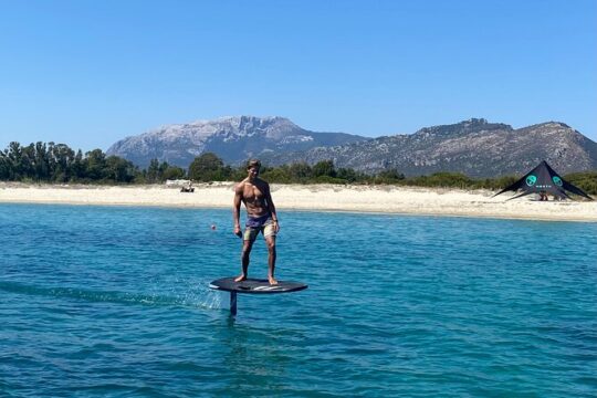 2 hours private Efoil course in Sardinia