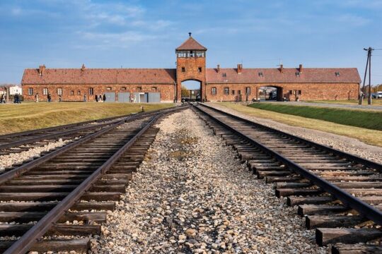 Auschwitz Birkenau Transfer Service Private Driver from Krakow