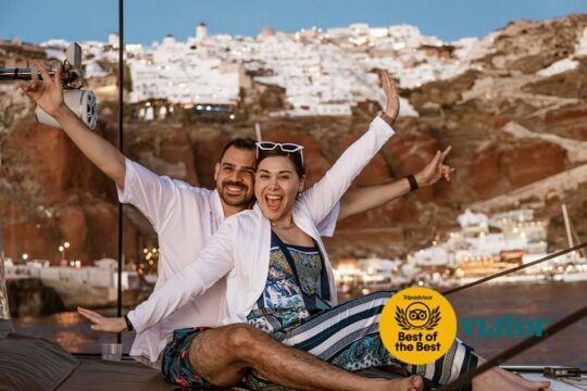 Santorini Luxury Caldera Cruise with Full Greek Meal and Drinks