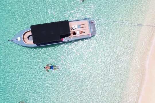 Private Full-Day Boat Trip to Saint Martin Island