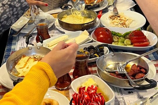 Istanbul Private and Guided Food and Wine Tasting tour
