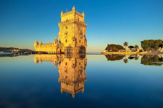 Private Tour by car in Lisbon
