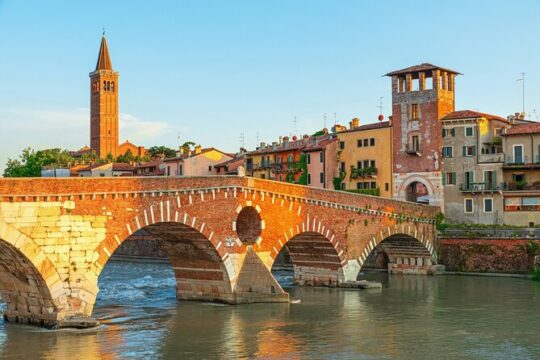 Explore Verona in 60 minutes with a Local