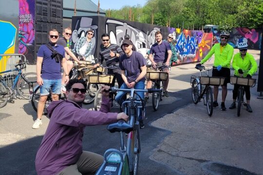 Fun Bike Tour in Glasgow