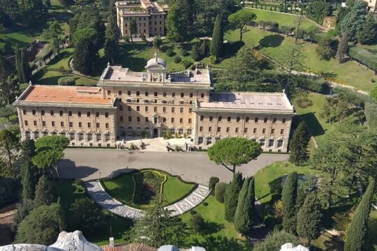 Private Car Transfers from Airport to Rome City