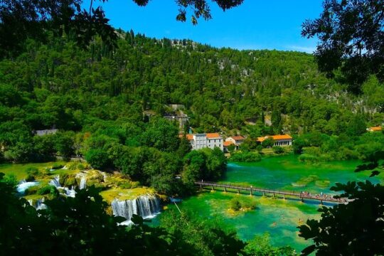 Full-Day Private Krka Waterfalls Wine Tour from Split