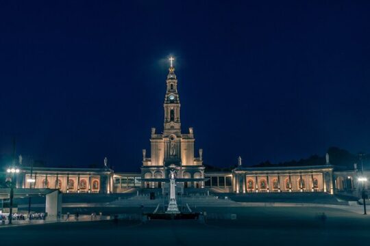 Private Tour to Fatima, Nazaré and Óbidos