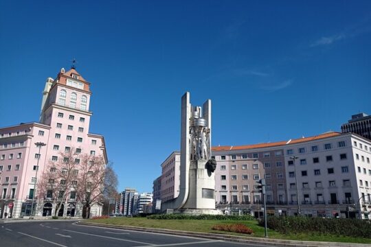 Private City Tour: Non Touristy Lisbon