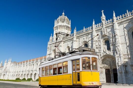 Senior Tourism - Private Tour Best of Lisbon, Sintra & Cascais