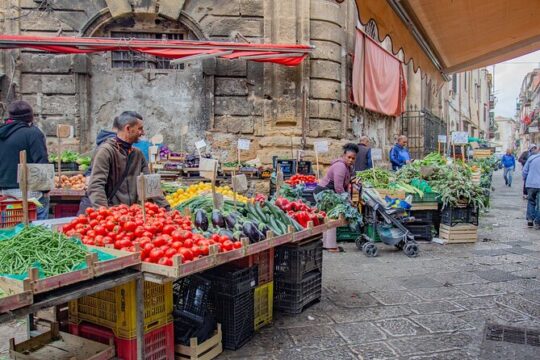 Private Palermo walking Tour with Personal Photographer