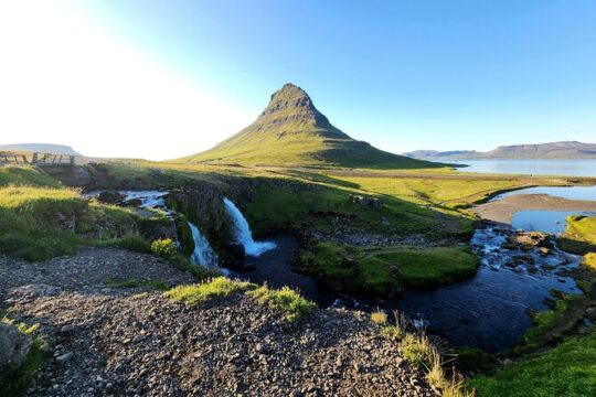 Private Full-Day Tour to Snaefellsnes and Kirkjufell