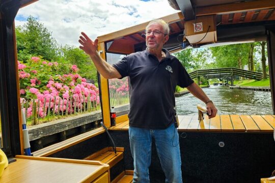 Giethoorn Day Trip from Amsterdam With Cruise and Cheesetasting