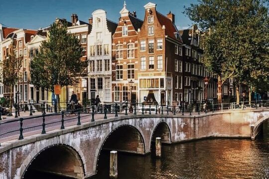 Amsterdam City Center & History Guided Walking Tour - Semi-Private 8ppl Max
