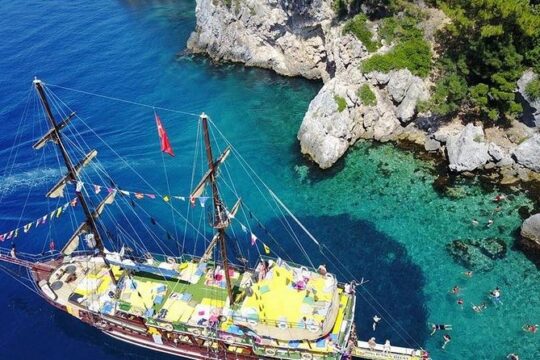 Boat Trip From Kusadasi Port / Hotels