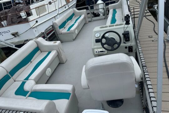 12 Passenger Pontoon Rental