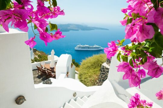 Santorini Full day Tour from Heraklion