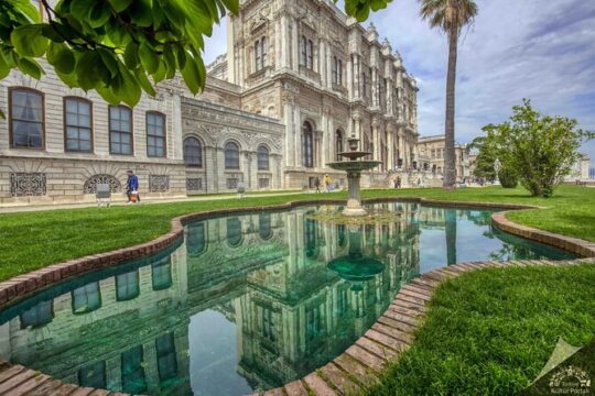 Private Tour for Dolmabahce Palace & Asian Side & Food Markets