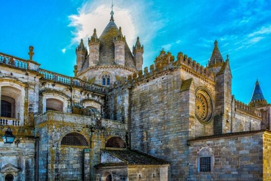 Evora Private Full Day Sightseeing Tour from Lisbon