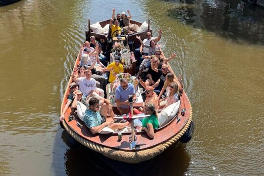 Amsterdam Luxury Boutique Boat tour with Unlimited Beer and Wine