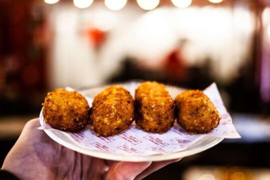 Flavor and Tradition in La Barceloneta Tapas Food Tour