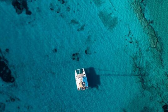 Mykonos Catamaran Daytime or Sunset Tour, 8-course Meal & Drinks