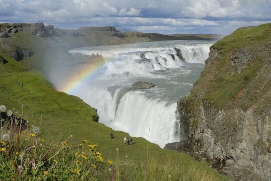 Golden Circle German-speaking small group tour from Reykjavík