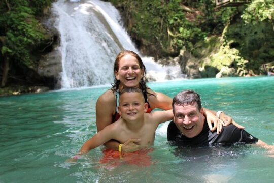 Blue Hole / Secret Falls Tour from Falmouth