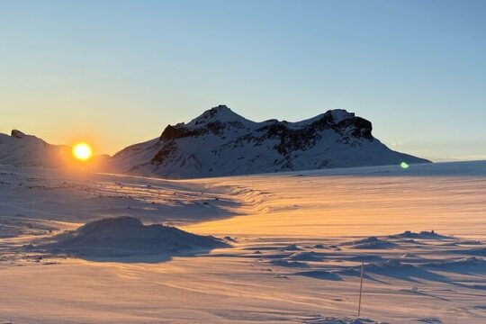 Private Golden circle and glacier super jeep tour from Reykjavik