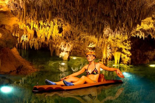 Amazing tour to 3 eco-parks with extreme and incredible adventures.