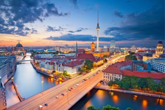 Private Berlin Airport & City Transfer
