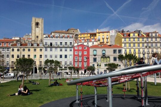 Family Tour: Genuine Lisbon