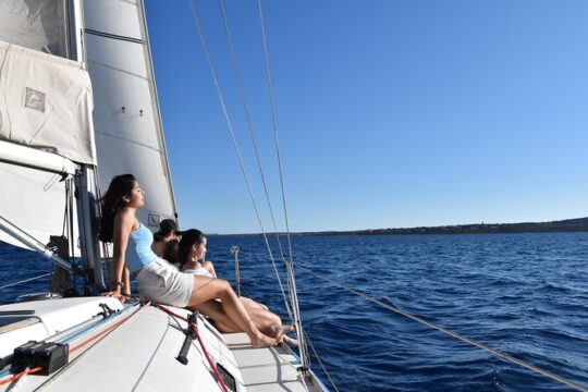 Asinara sailing experience among the coves of the island