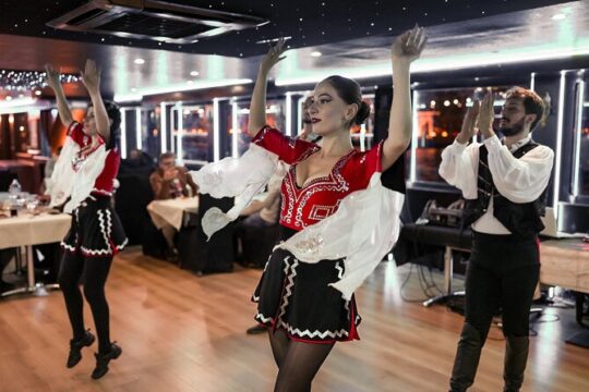 Istanbul Bosphorus Dinner Cruise: Turkish Night Show Experience