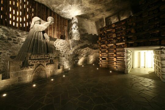 Jewish Krakow 3-Day Guided Tour with Wieliczka and Auschwitz