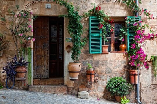 Full-Day Tour to Palma City and Valldemossa