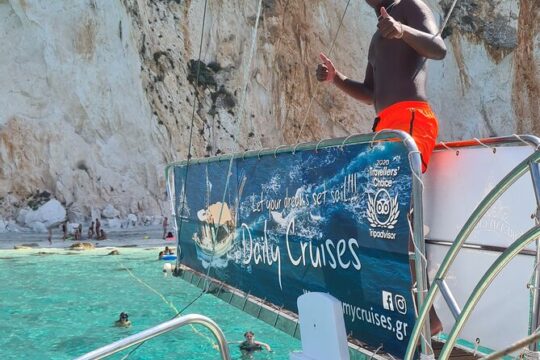 "Dreamy cruise"Daily Cruise from Argostoli harbour with a traditional Greek boat