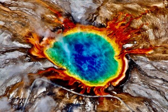 Yellowstone Hot Spots Tour