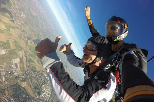 From Istanbul: Paragliding private activity with guide
