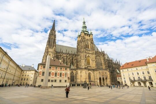 Private Walking Tour in Prague Castle