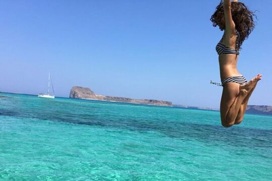 Private Powerboat Tour to Balos Lagoon and Gramvousa Island