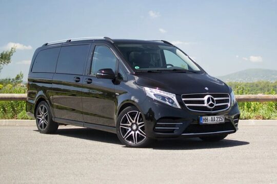 Arrival by Luxury Van Barcelona Airport BCN to Barcelona City