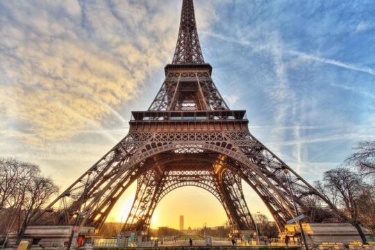 Eiffel Tower Access to 2nd Floor and Summit option with Host